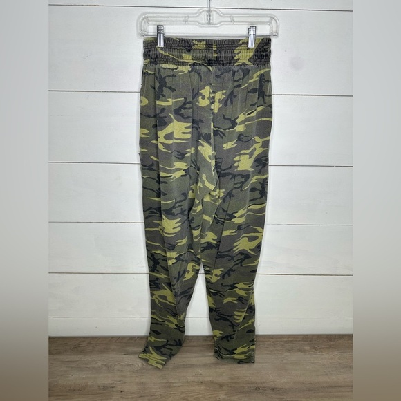 Vintage Otomix Sport Baggy Workout Pants Jogger Green Camo Print Size Medium - Picture 4 of 6
